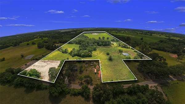 39.3 Acres of Land for Sale in Donie, Texas