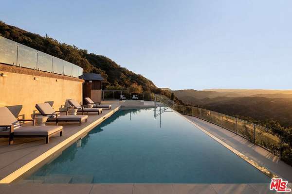 7.1 Acres of Land with Home for Sale in Malibu, California