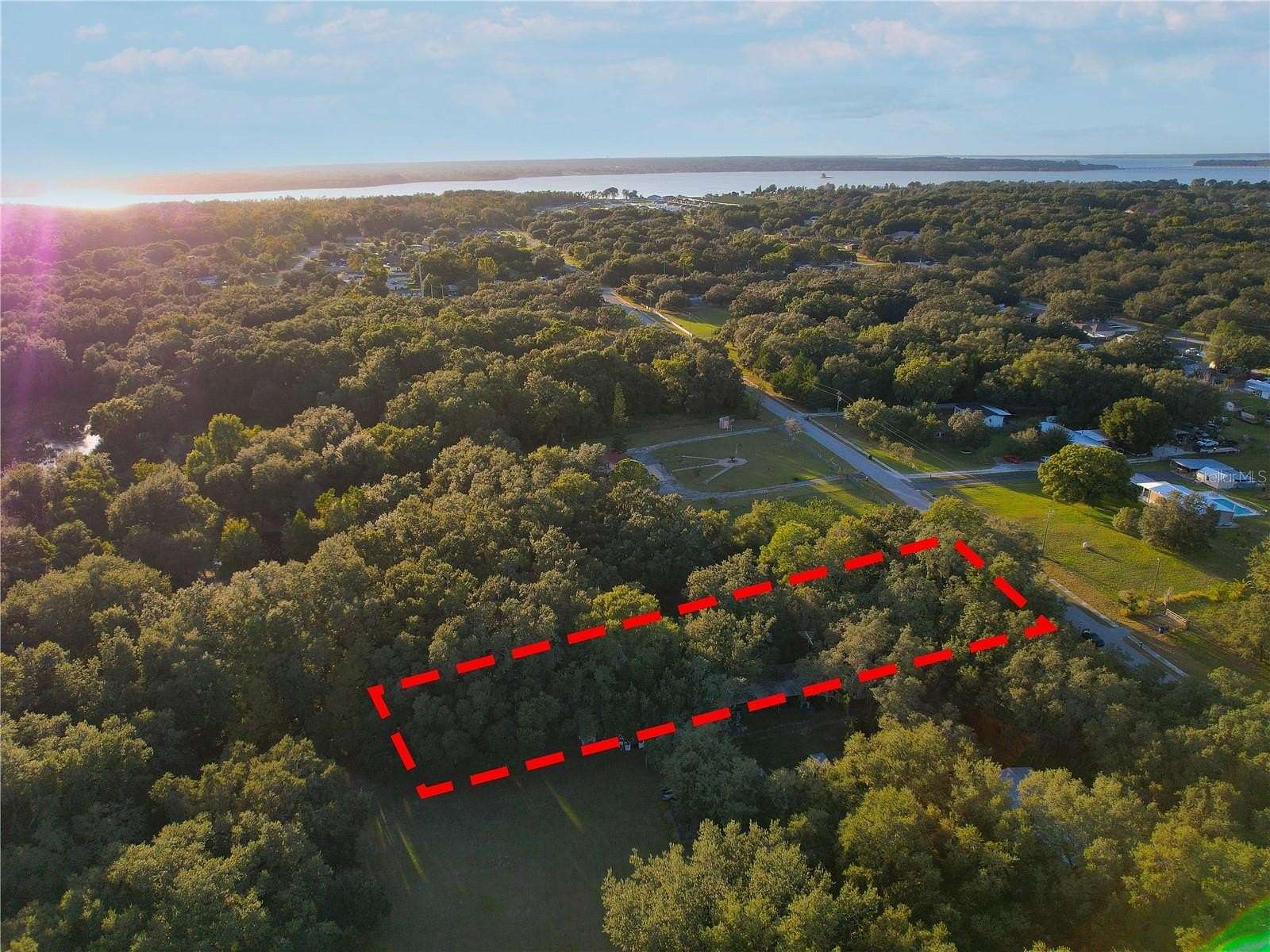 1.45 Acres of Residential Land for Sale in Astatula, Florida