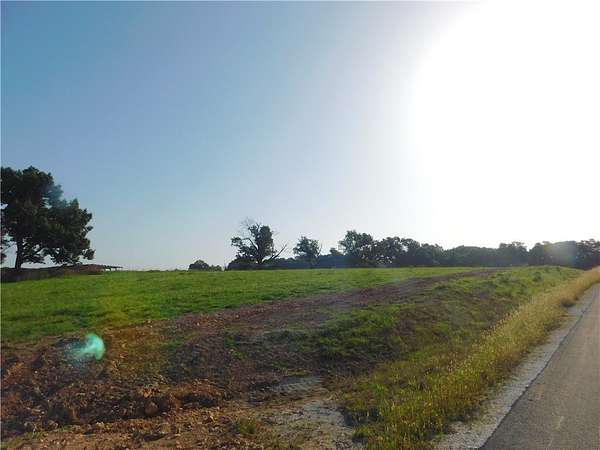 1 Acre of Residential Land for Sale in Springdale, Arkansas