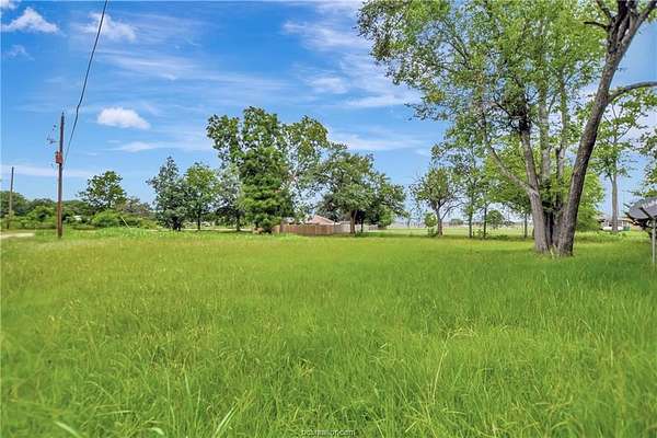 0.26 Acres of Residential Land for Sale in Madisonville, Texas