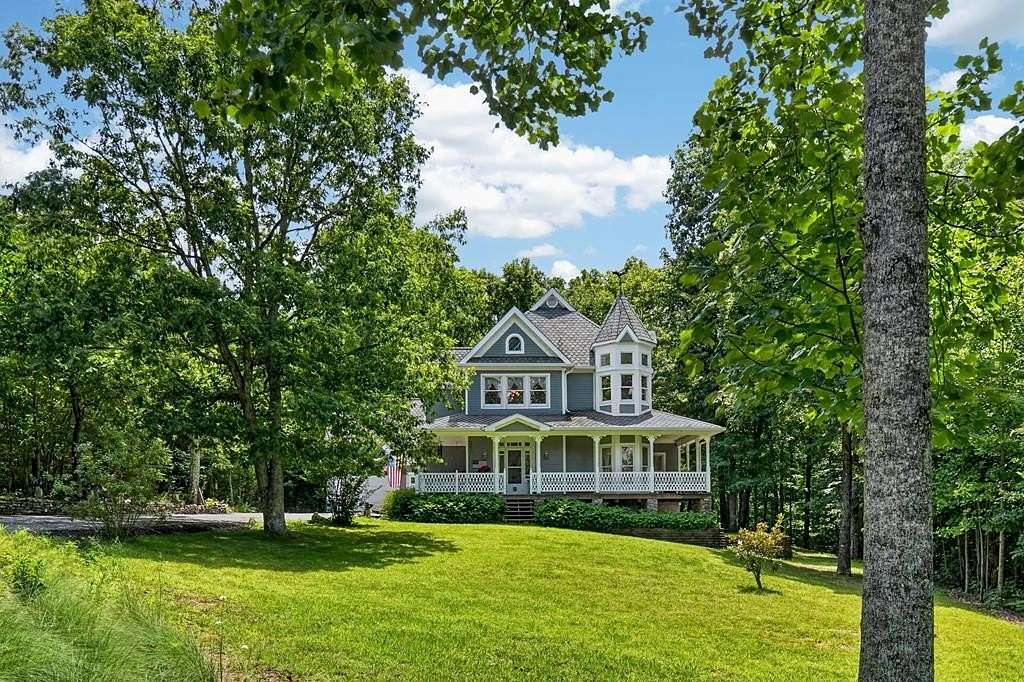 5.1 Acres of Land with Home for Sale in Monterey, Tennessee