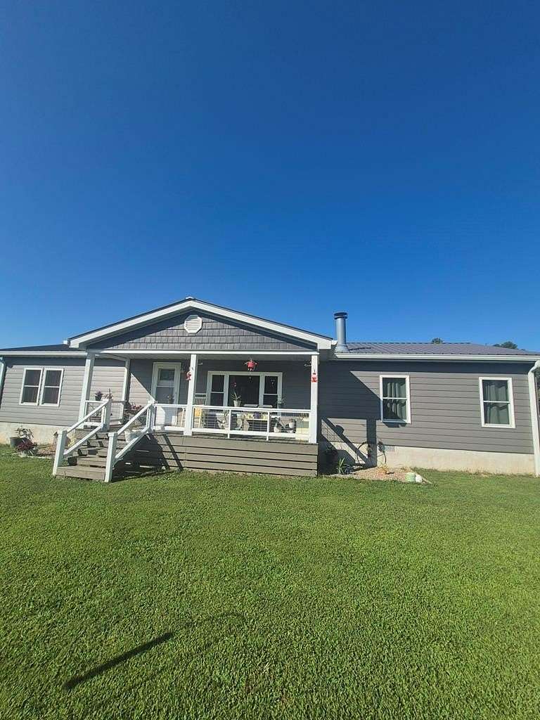 7 Acres of Land with Home for Sale in Monterey, Tennessee