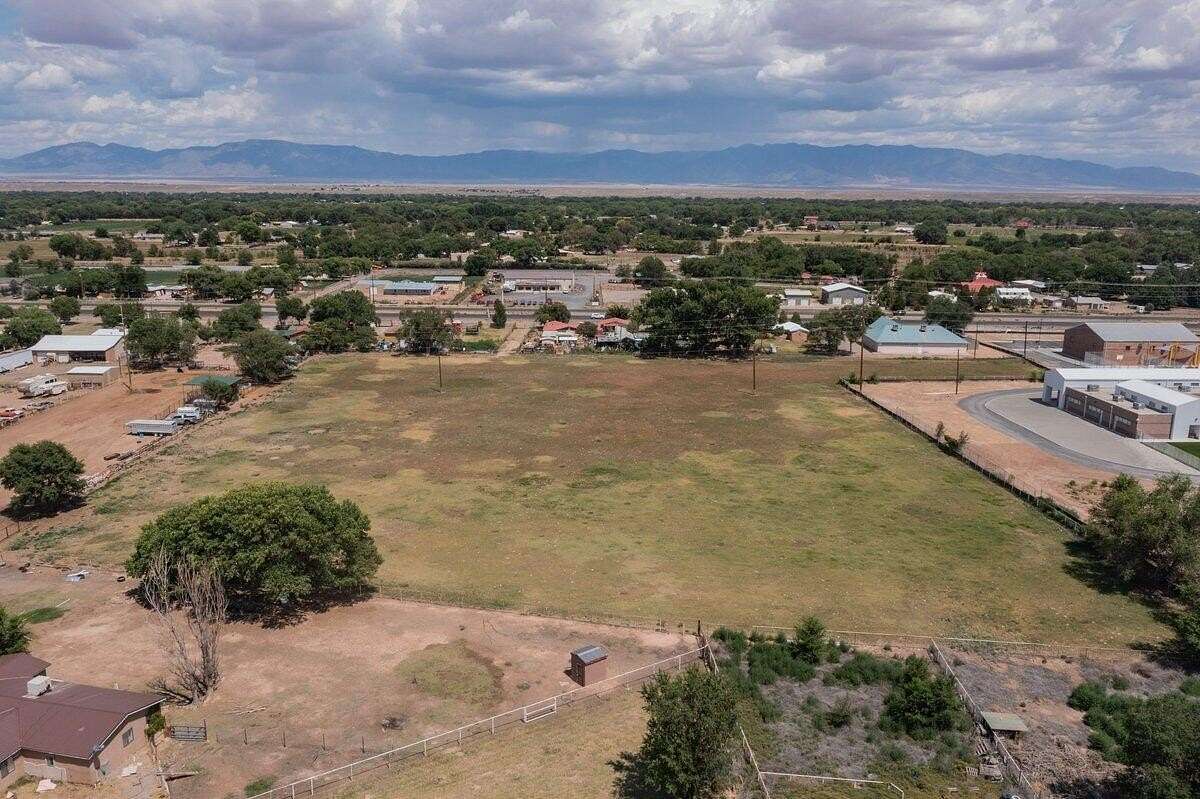 6 Acres of Residential Land for Sale in Los Lunas, New Mexico