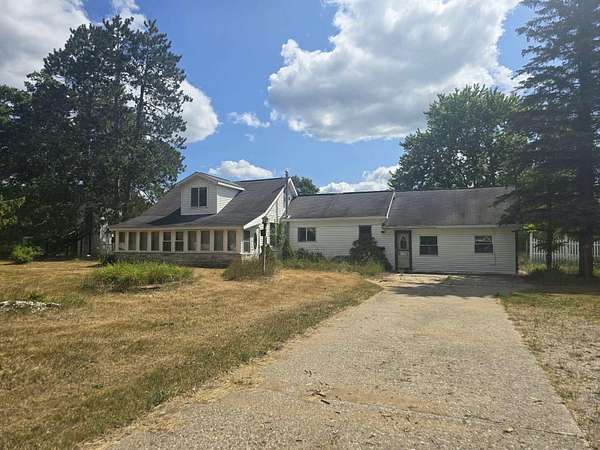 20 Acres of Land with Home for Sale in Big Rapids, Michigan
