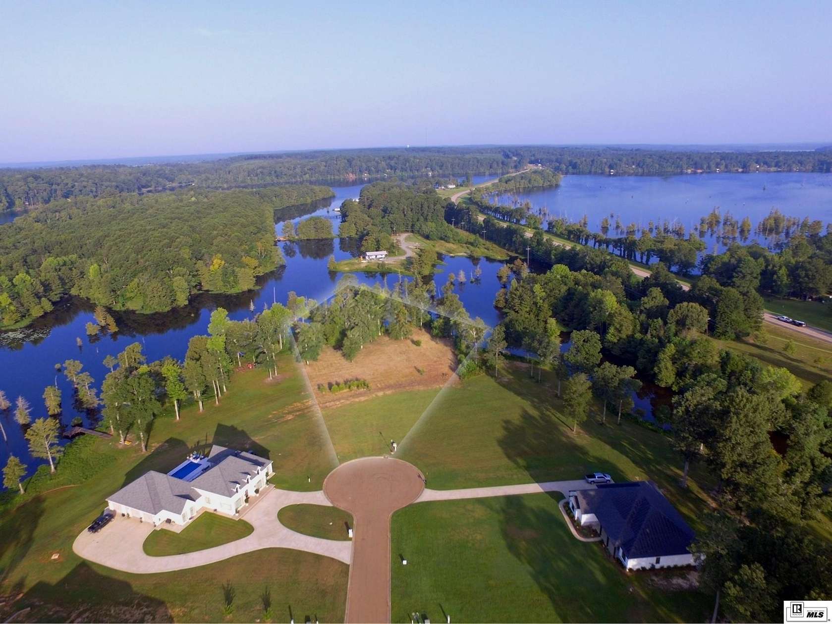 2.87 Acres of Residential Land for Sale in Farmerville, Louisiana