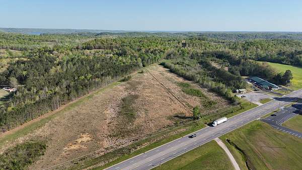 5 Acres of Land for Sale in New Johnsonville, Tennessee