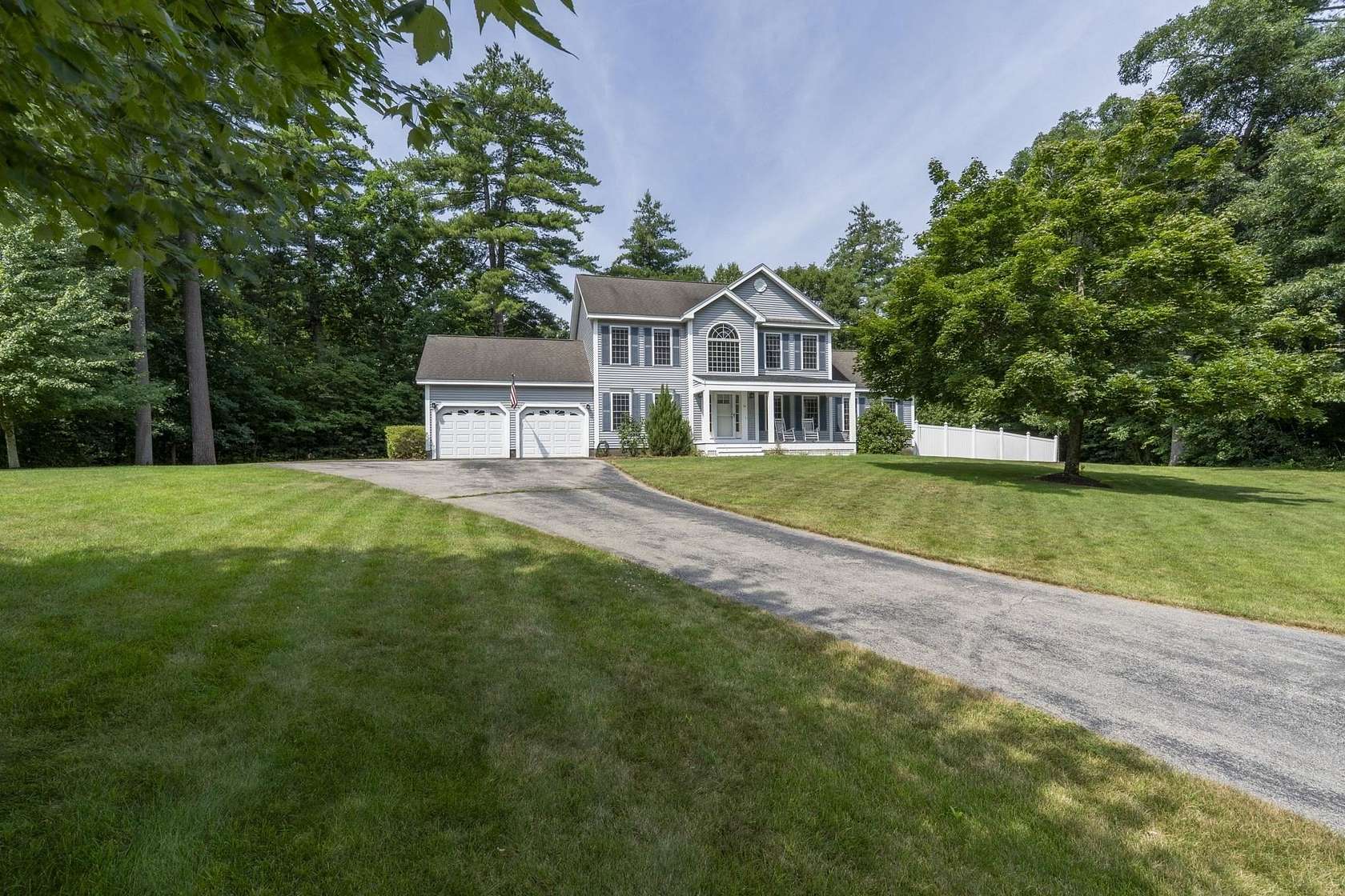 2.33 Acres of Land with Home for Sale in Litchfield, New Hampshire
