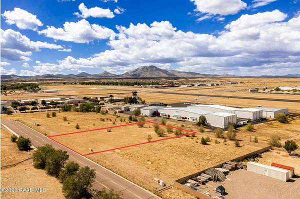 1 Acre of Commercial Land for Sale in Prescott, Arizona