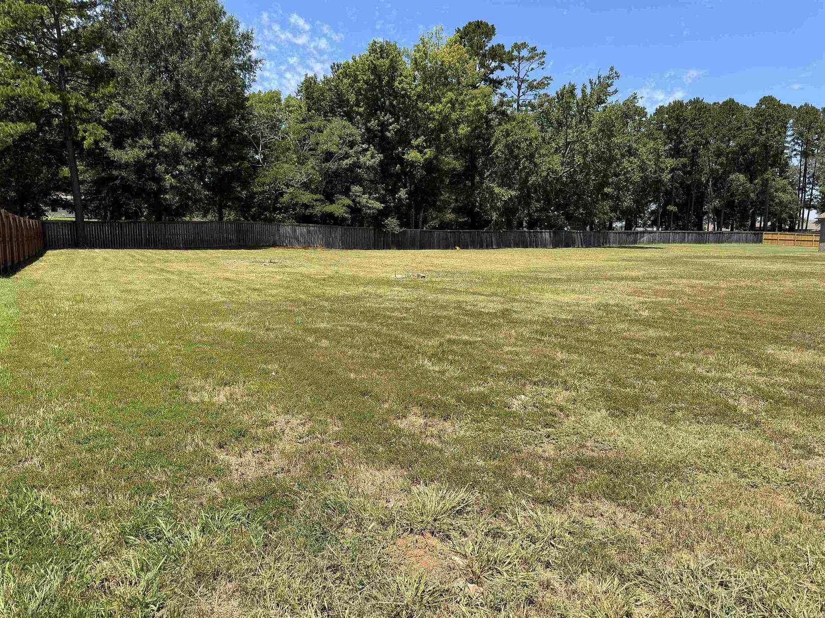 0.32 Acres of Land for Sale in Maumelle, Arkansas