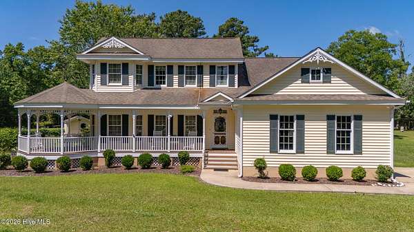 2.36 Acres of Land with Home for Sale in Beaufort, North Carolina