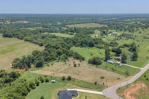 5 Acres of Residential Land for Sale in Norman, Oklahoma