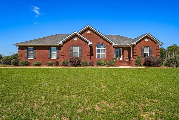 18.7 Acres of Land with Home for Sale in Mauk, Georgia