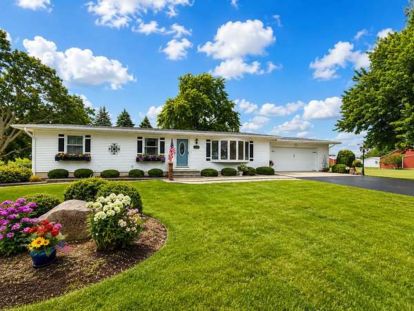 2 Acres of Land with Home for Sale in Sycamore, Illinois