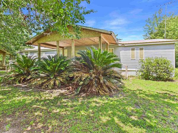3.38 Acres of Land with Home for Sale in Monticello, Florida