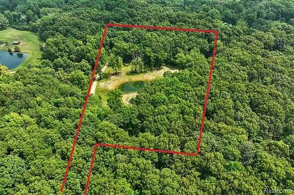 6.85 Acres of Residential Land for Sale in Groveland Township, Michigan
