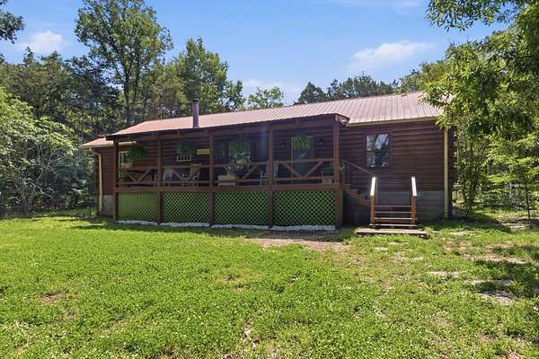 11.6 Acres of Land with Home for Sale in Lebanon, Tennessee