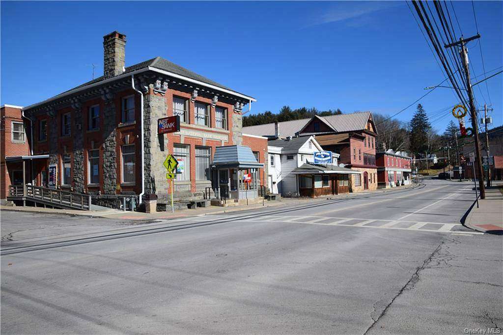 11.3 Acres of Recreational & Residential Land for Sale in Hancock, New York