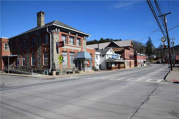 11.3 Acres of Recreational & Residential Land for Sale in Hancock, New York