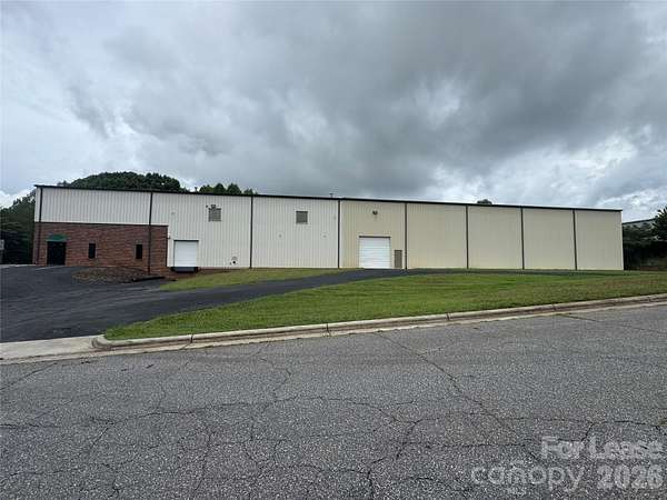 1.5 Acres of Commercial Land for Lease in Hickory, North Carolina