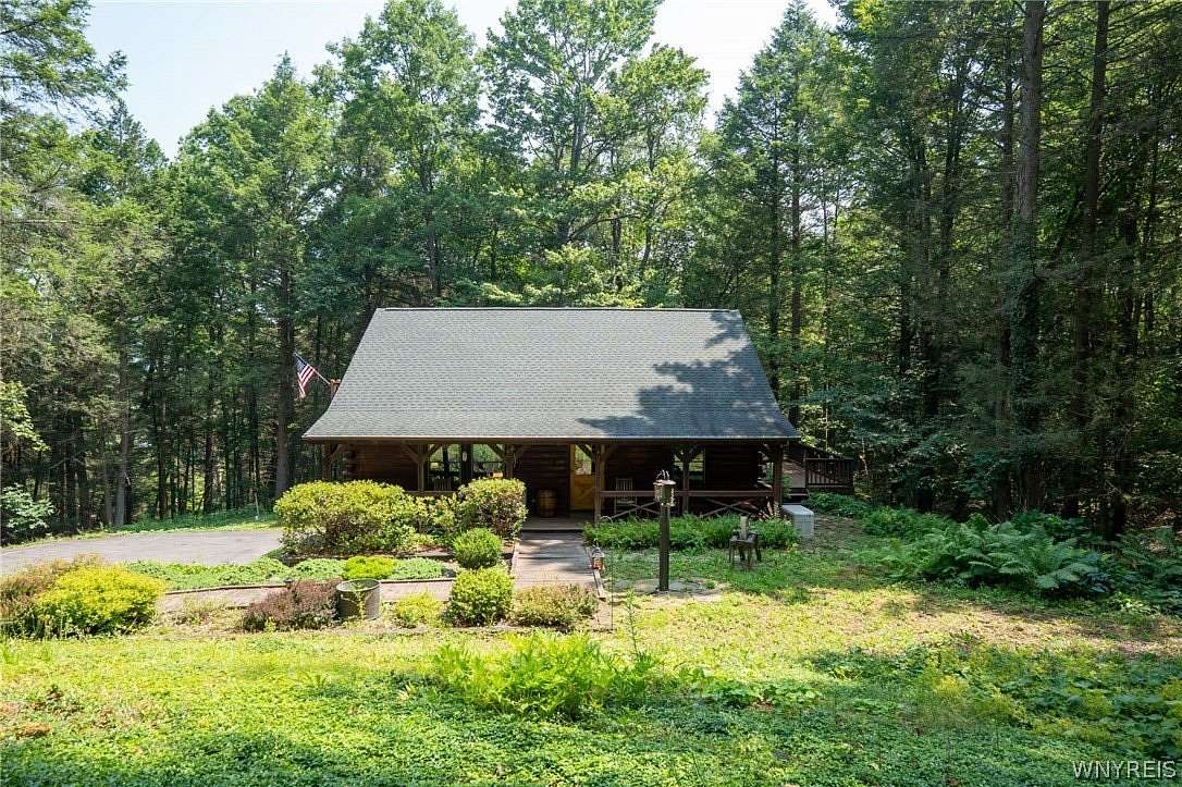5 Acres of Land with Home for Sale in Holland, New York