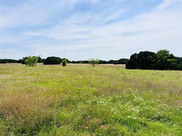 10.7 Acres of Land for Sale in McGregor, Texas