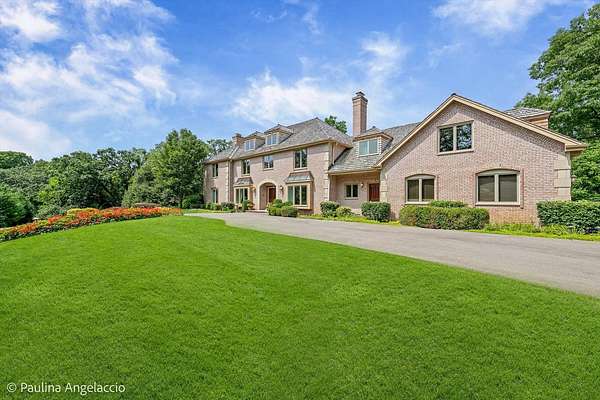5.32 Acres of Land with Home for Sale in Barrington Hills, Illinois