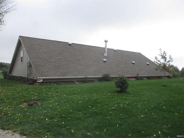 10 Acres of Land with Home for Sale in Geneva, Indiana