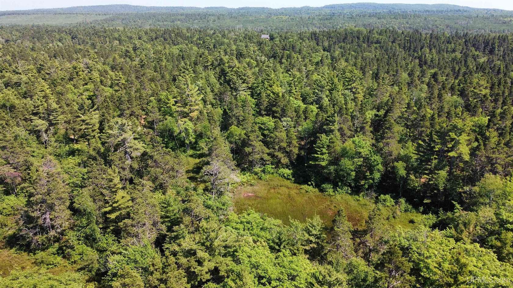 3.1 Acres of Residential Land for Sale in Allouez, Michigan