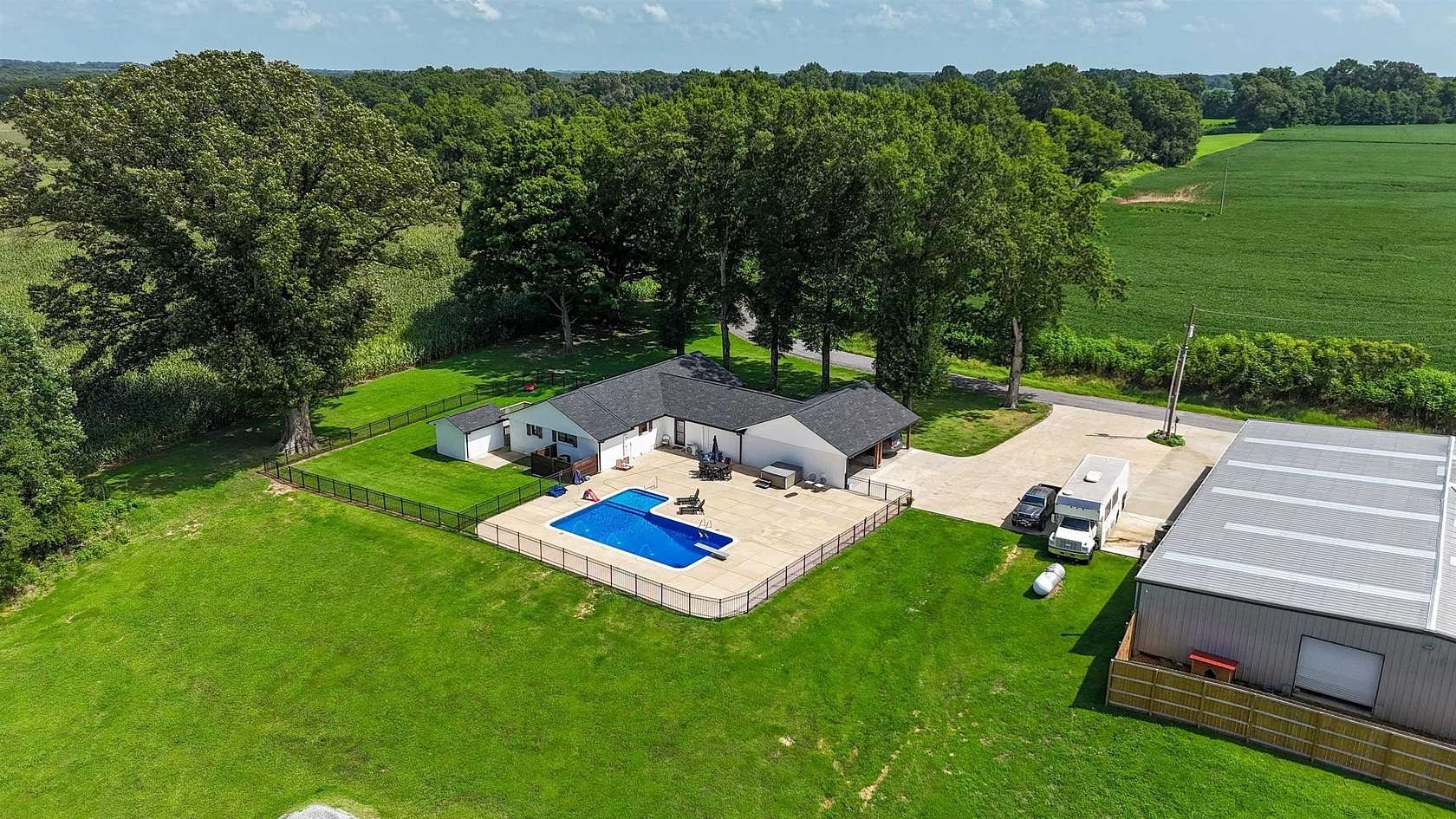 9.1 Acres of Land with Home for Sale in Dyersburg, Tennessee