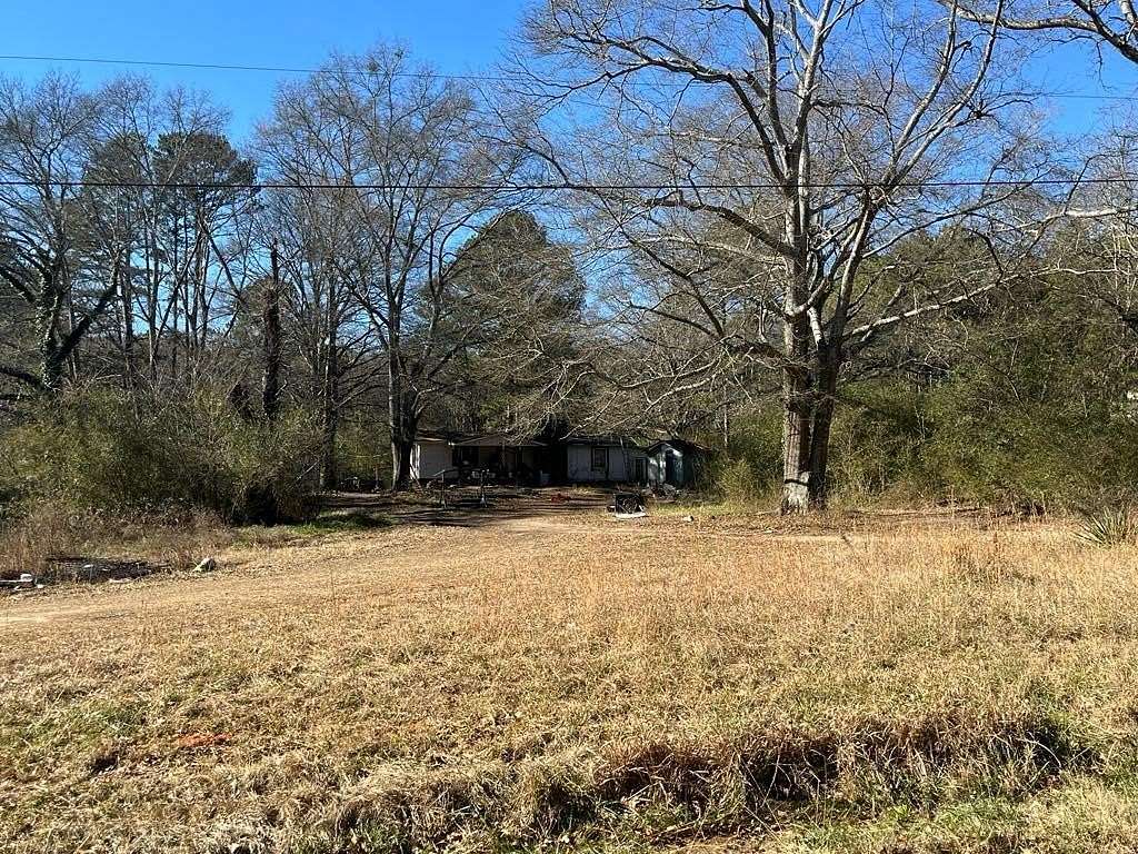 2.2 Acres of Land with Home for Sale in Kingston, Georgia
