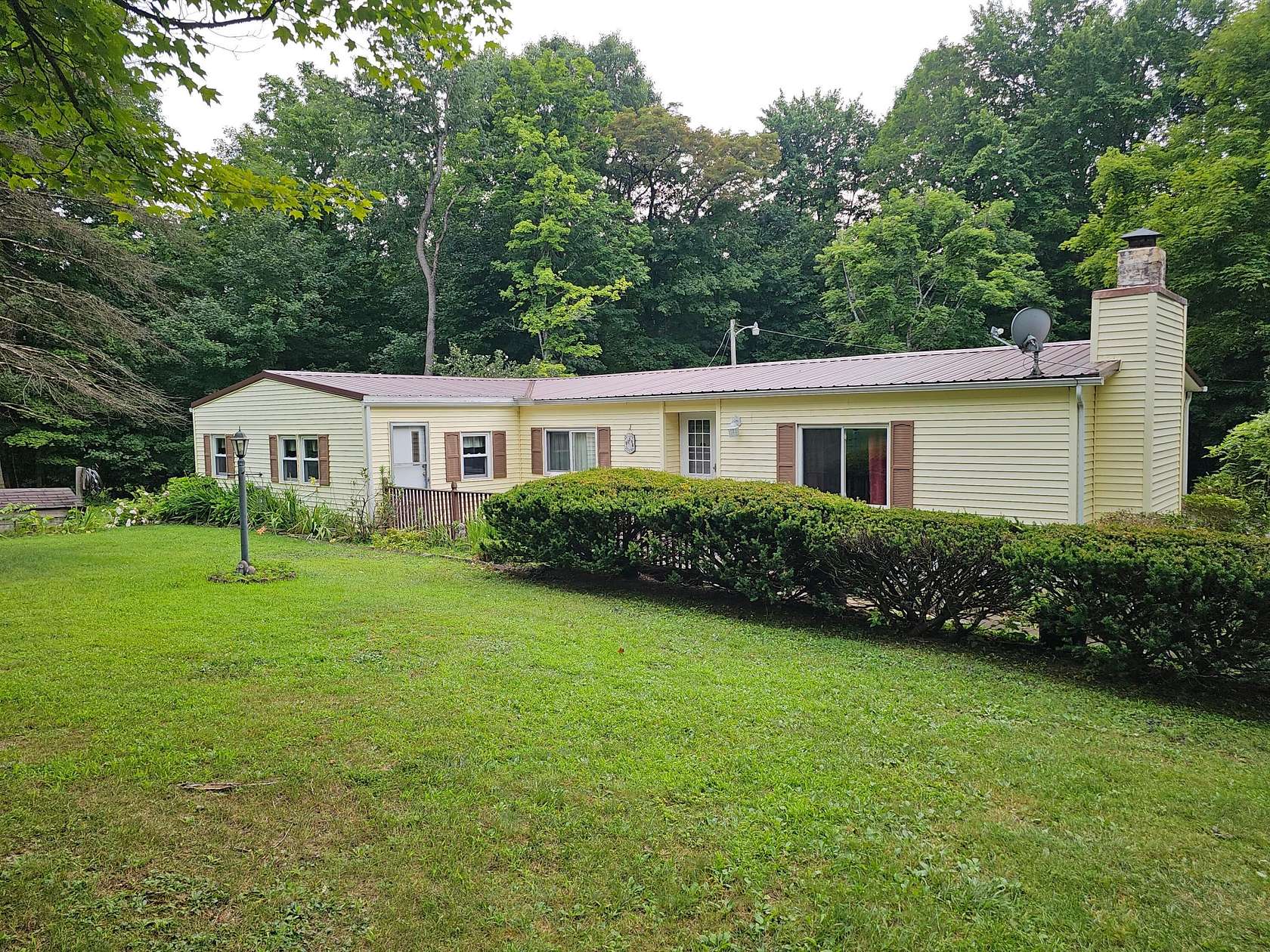 3.65 Acres of Land with Home for Auction in Somerset, Ohio