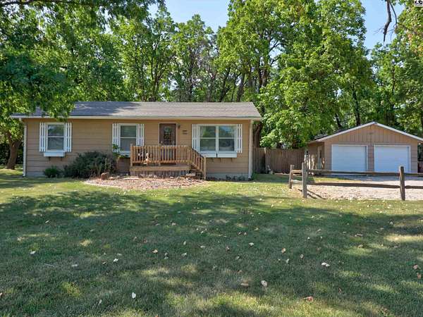 2.69 Acres of Land with Home for Sale in Moundridge, Kansas