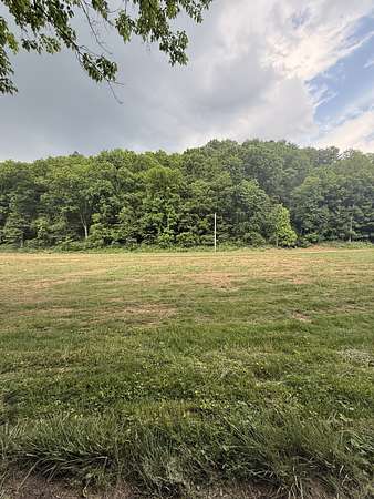 7 Acres of Residential Land for Sale in Gainesboro, Tennessee