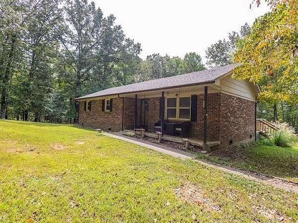 4.15 Acres of Land with Home for Sale in Alvaton, Kentucky