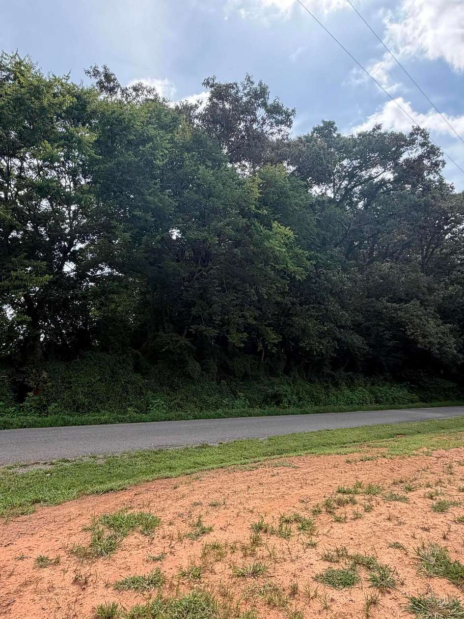 1.43 Acres of Land for Sale in Sweetwater, Tennessee