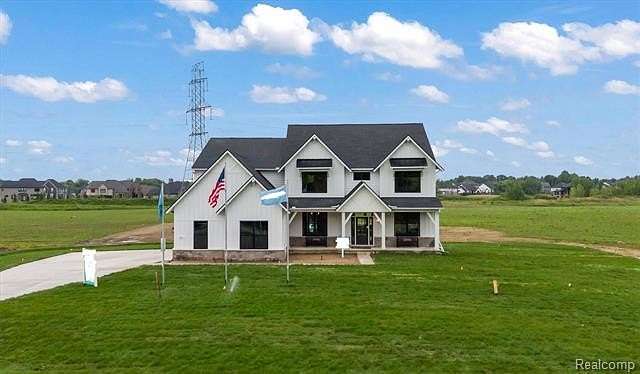 2 Acres of Land with Home for Sale in Oakland Charter Township, Michigan