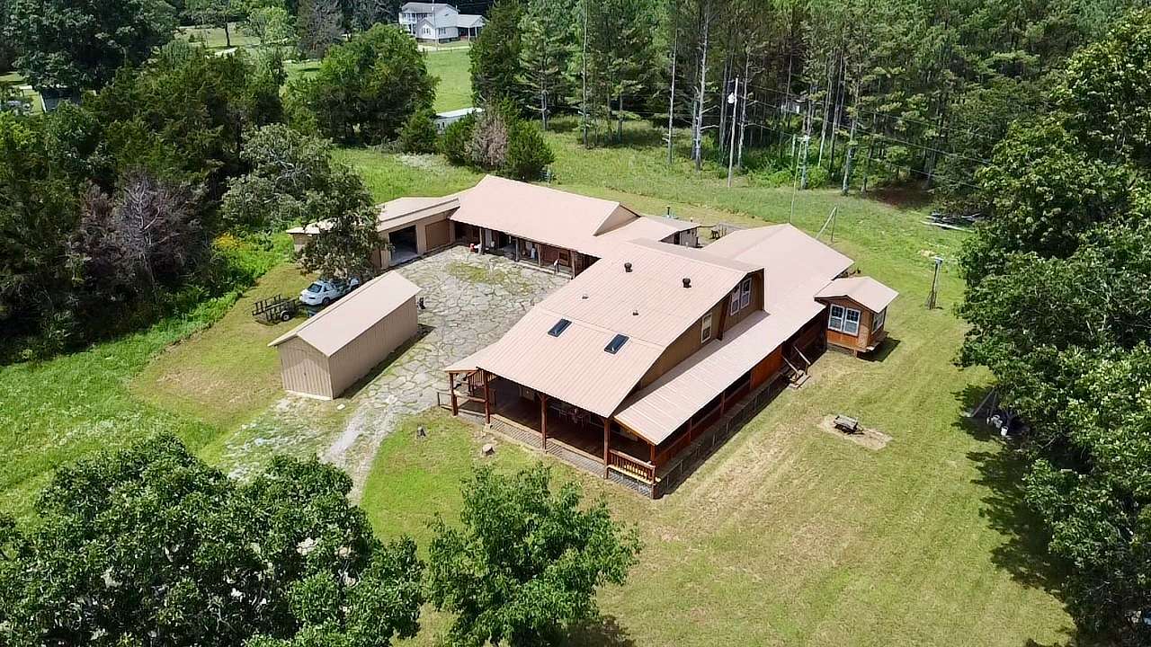 23 Acres of Land with Home for Sale in Chapel Hill, Tennessee