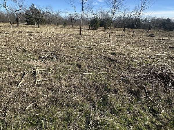1.6 Acres of Residential Land for Sale in Kemp, Texas
