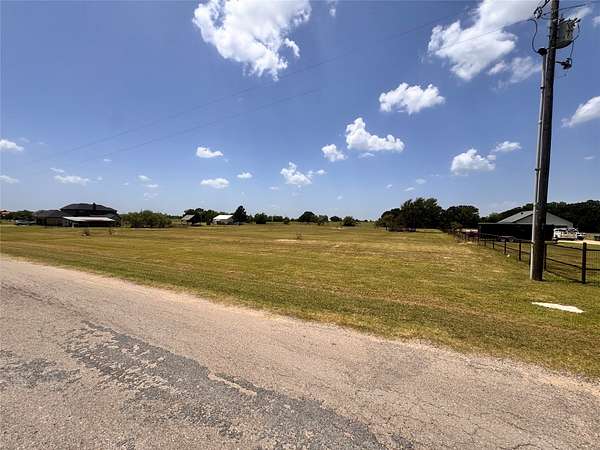 3 Acres of Residential Land for Sale in Caddo Mills, Texas