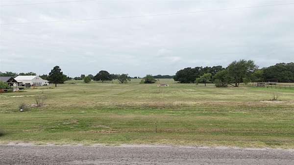 3 Acres of Residential Land for Sale in Caddo Mills, Texas