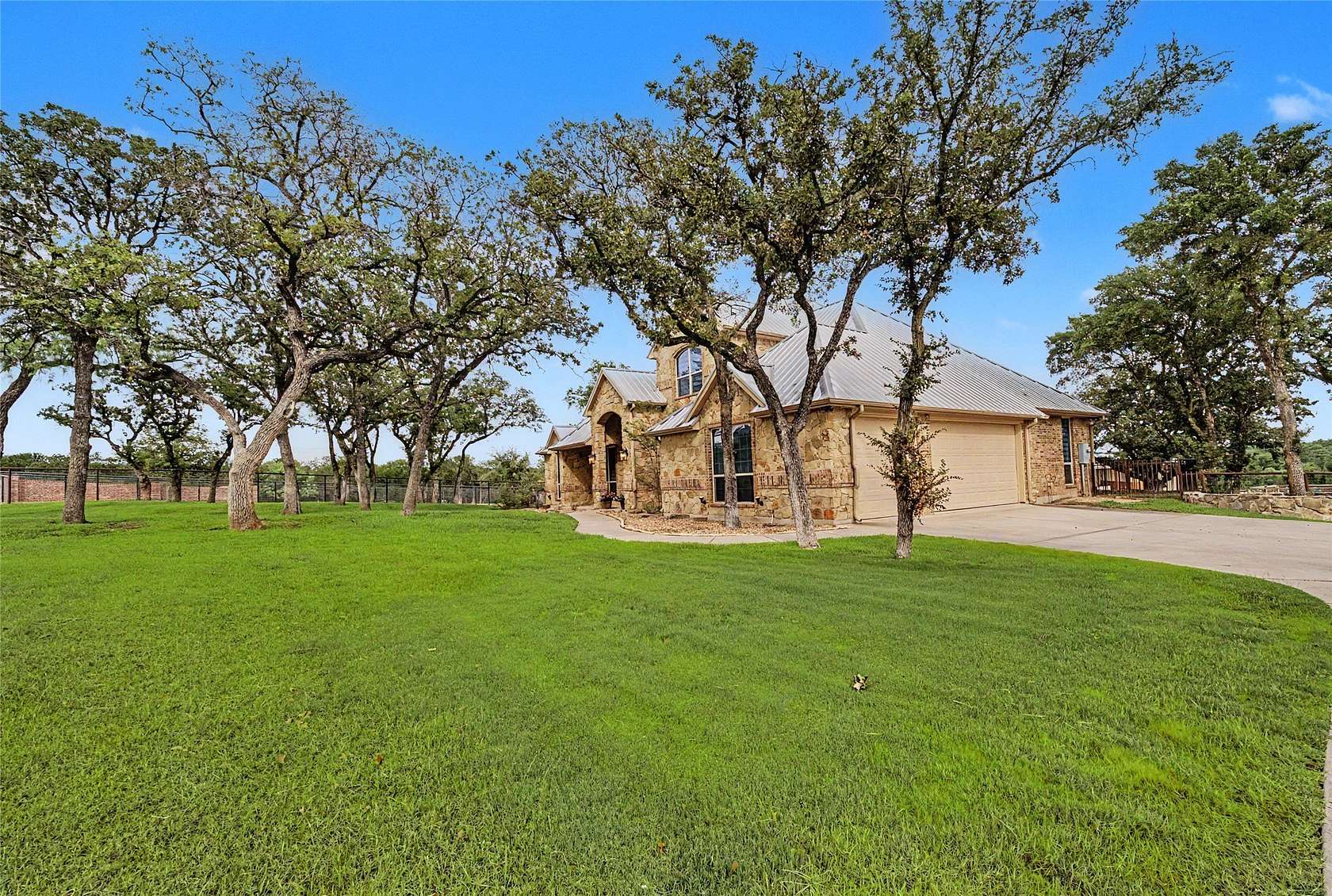 4.89 Acres of Land with Home for Sale in Weatherford, Texas