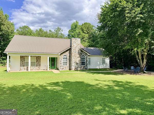 2 Acres of Land with Home for Sale in Moreland, Georgia