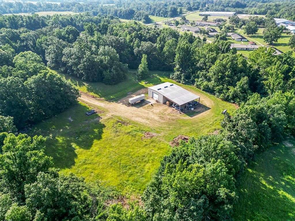 3.2 Acres of Improved Commercial Land for Sale in Batesville, Mississippi