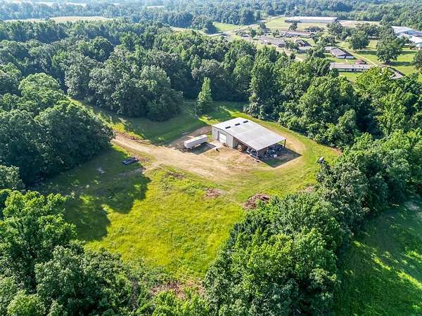 3.2 Acres of Improved Commercial Land for Sale in Batesville, Mississippi