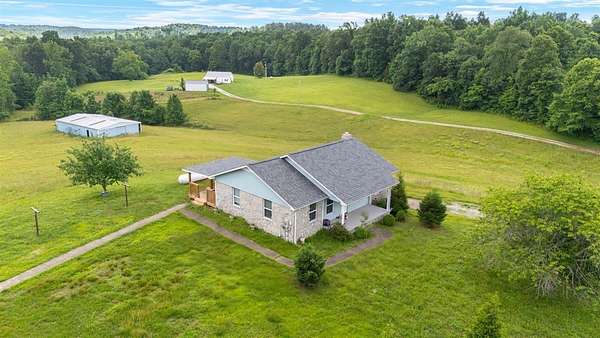 117 Acres of Land with Home for Sale in Morgantown, Kentucky