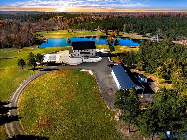472 Acres of Recreational Land with Home for Sale in Mineral, Virginia