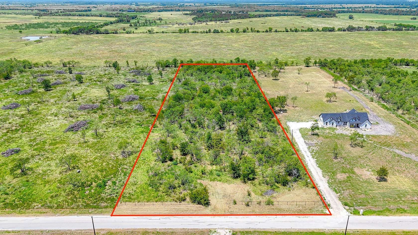 4.15 Acres of Residential Land for Sale in Corsicana, Texas