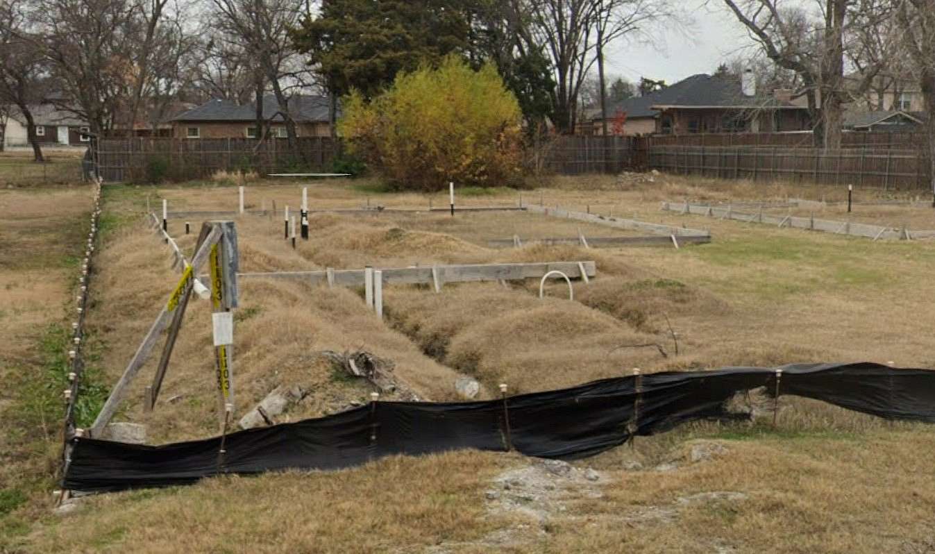 Residential Land for Sale in Lancaster, Texas