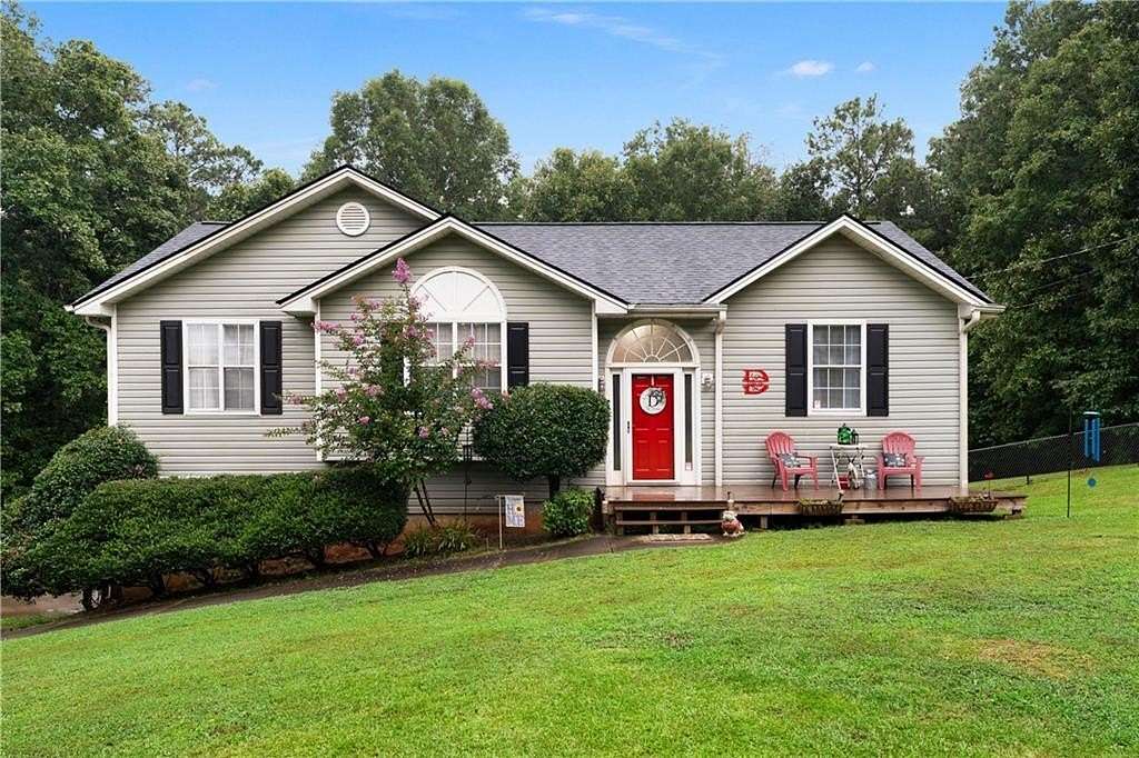 1.75 Acres of Land with Home for Sale in Cartersville, Georgia